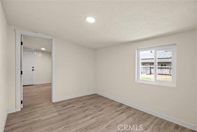 454 F St, Biggs CA: https://media.crmls.org/medias/10a6dd7c-dec6-4d4f-ae51-65b8a0d8c9df.jpg