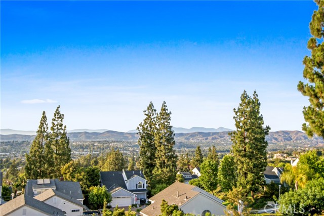 Detail Gallery Image 25 of 27 For 520 Golden Sky Ln, Anaheim,  CA 92807 - 3 Beds | 2 Baths