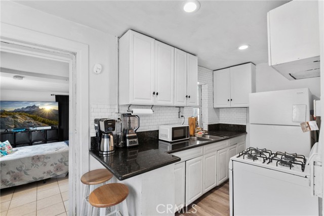 671 N Cherry Street, Banning CA: https://media.crmls.org/medias/10a84e7c-7ff5-48a6-848b-51023ba97625.jpg