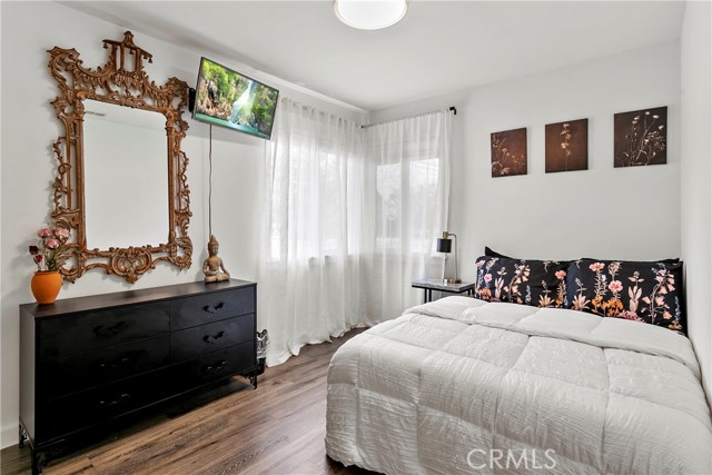 715 W South Street, Anaheim CA: https://media.crmls.org/medias/10a8e306-a7c6-489b-bb36-c359bfcd5c96.jpg