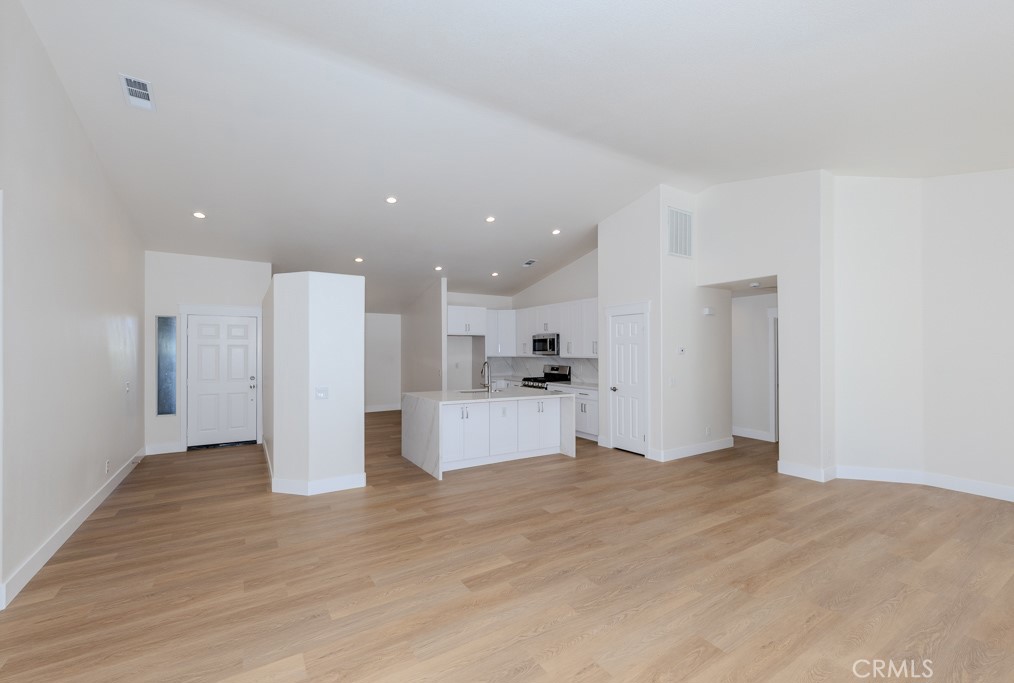 MLS #OC25164195 image #19