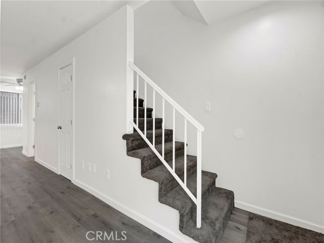 Detail Gallery Image 13 of 29 For 9834 Sepulveda Bld #109,  North Hills,  CA 91343 - 2 Beds | 2 Baths