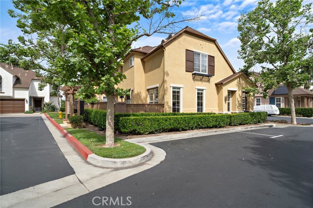 Image 2 of 40 For 25 Harwick Court