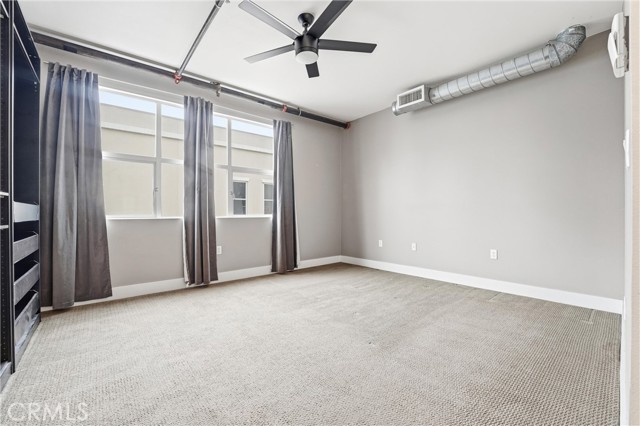 Detail Gallery Image 23 of 29 For 911 E Santa Ana, Santa Ana,  CA 92701 - 1 Beds | 2/1 Baths