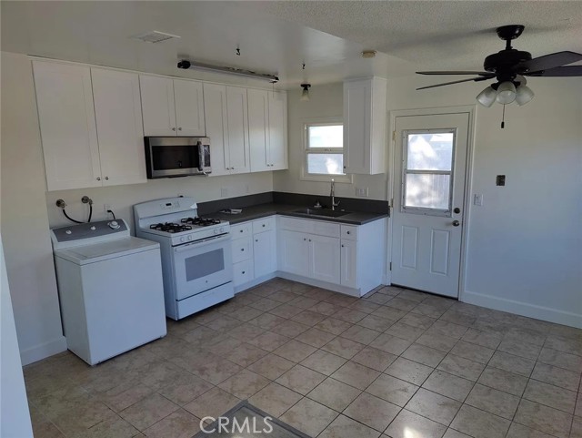 Detail Gallery Image 7 of 11 For 744 N Angelina, Placentia,  CA 92870 - – Beds | – Baths