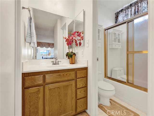 15920 Bahama Street, North Hills CA: https://media.crmls.org/medias/10ab114a-cc10-4575-990f-f1b3bddcbdb6.jpg