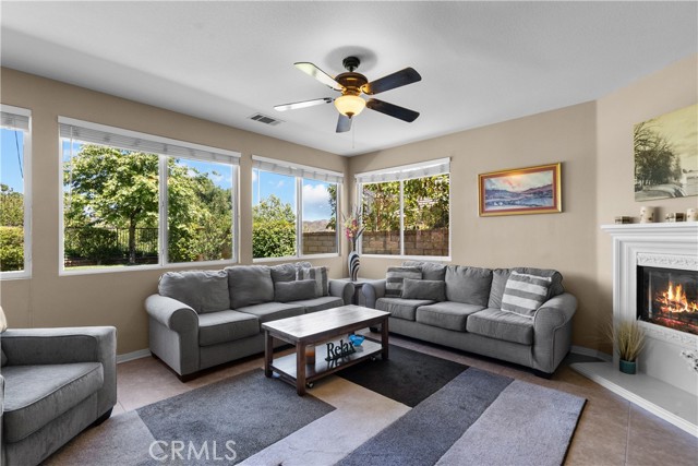 29266 Mission Trail Lane, Valencia CA: https://media.crmls.org/medias/10ab5d12-fa73-4587-a109-ed891351f8d6.jpg