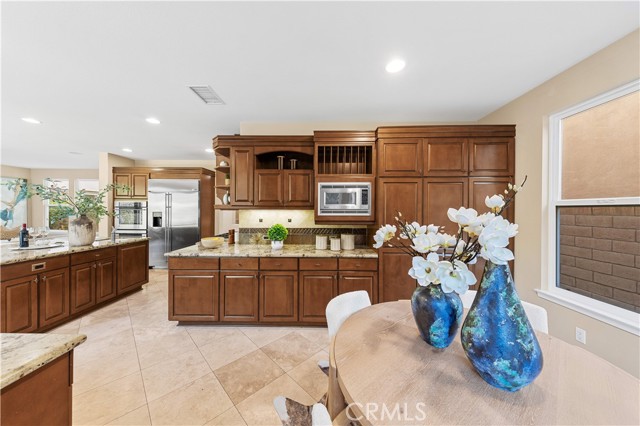 27684 Manor Hill Road, Laguna Niguel CA: https://media.crmls.org/medias/10abf04f-5aef-4ed5-8c9e-bfcbf35dcb0a.jpg