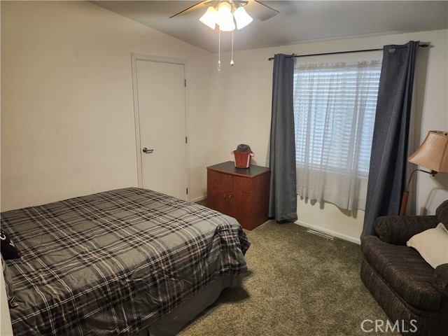 Detail Gallery Image 14 of 35 For 100 S. Westwood St #14,  Porterville,  CA 93257 - 3 Beds | 2 Baths