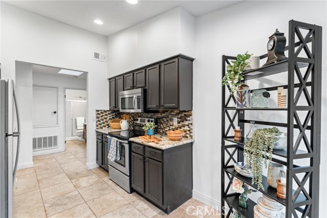 5470 Copper Canyon Road, Yorba Linda CA: https://media.crmls.org/medias/10ad4b4b-f6f9-49da-a85d-5c36815f33ac.jpg