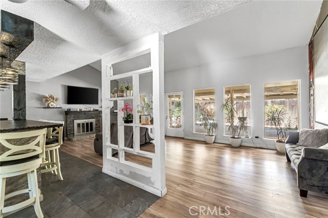 4883 E Geary Street, Fresno CA: https://media.crmls.org/medias/10adc985-13e3-453e-bd6b-85386810883b.jpg