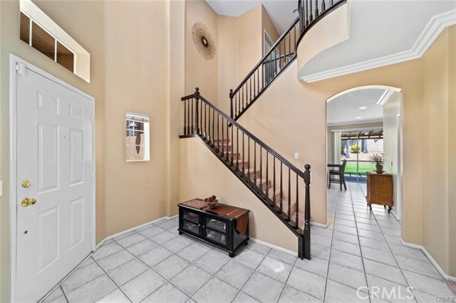 Detail Gallery Image 2 of 12 For 9453 Mountain Shadows, Rancho Cucamonga,  CA 91730 - 4 Beds | 2/1 Baths
