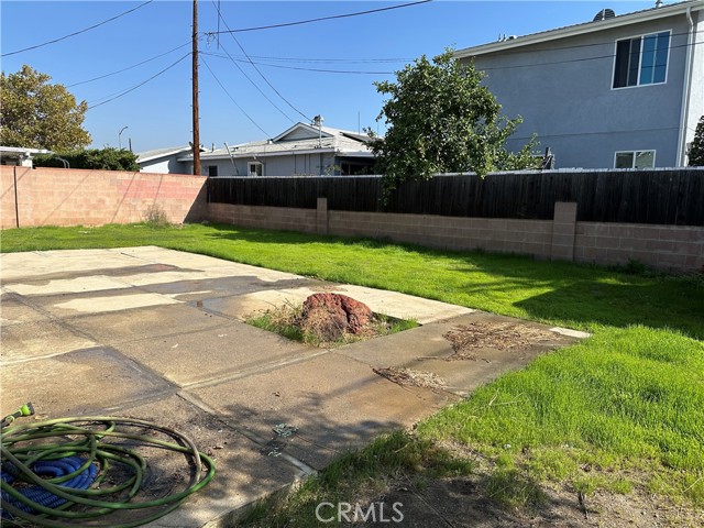 Detail Gallery Image 9 of 23 For 12410 Jerome, Sun Valley,  CA 91352 - 3 Beds | 2 Baths