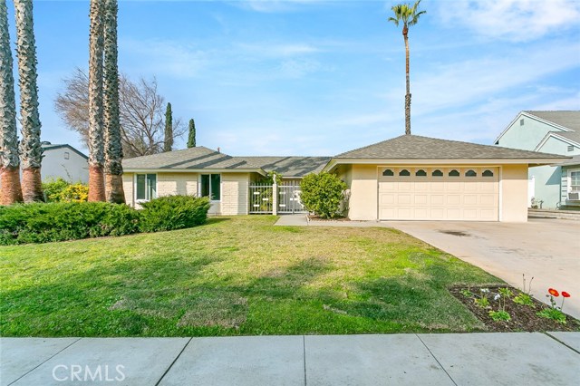 1054 Rolling Hills Dr, Corona, CA 92878