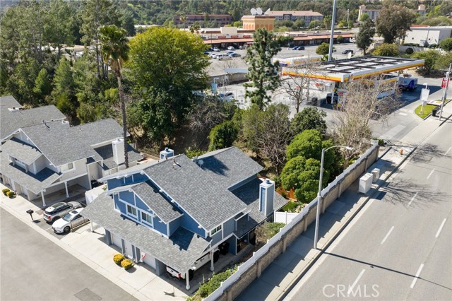 Detail Gallery Image 35 of 44 For 25259 Avenida Dorena, Newhall,  CA 91321 - 3 Beds | 2 Baths