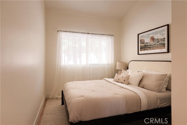 Detail Gallery Image 16 of 32 For 2931 Tyburn St, Los Angeles,  CA 90039 - 3 Beds | 2 Baths