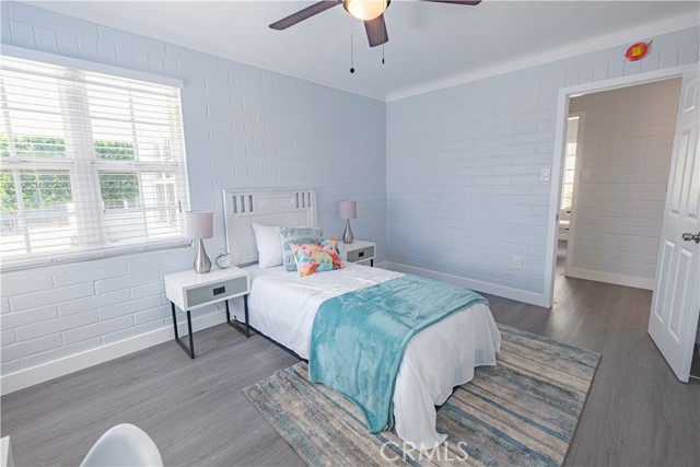 17196 Barbee St., Fontana CA: https://media.crmls.org/medias/10b02597-2fe6-4120-8204-cfff0d1214a6.jpg