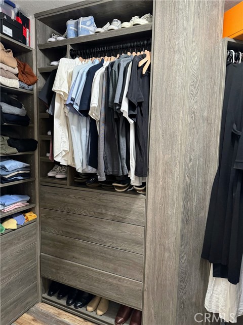 Master custom closet