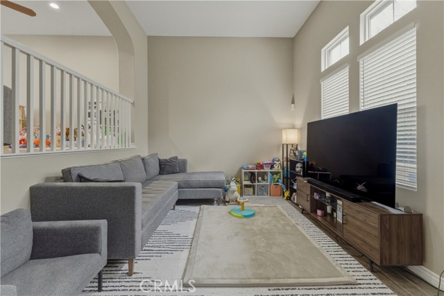 Detail Gallery Image 6 of 43 For 4460 Owens St #105,  Corona,  CA 92883 - 2 Beds | 2/1 Baths