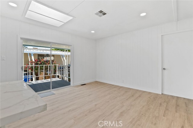 10200 Bolsa Ave, Westminster CA: https://media.crmls.org/medias/10b2b903-32f6-43bb-8e18-2d7b5a4d53e8.jpg