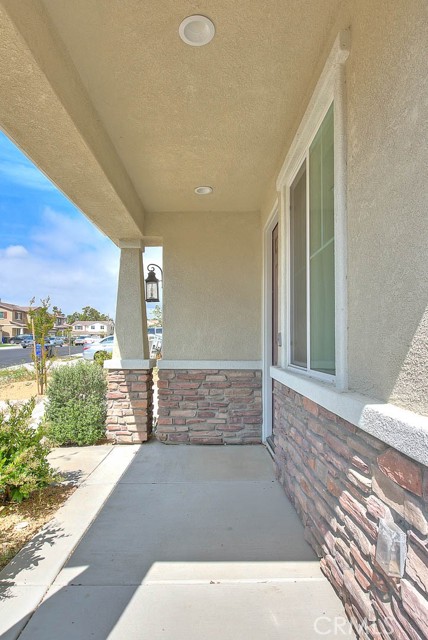 16976 Servando Lane, Fontana, CA, 92336 16976 Servando Lane, Fontana, CA, 92336