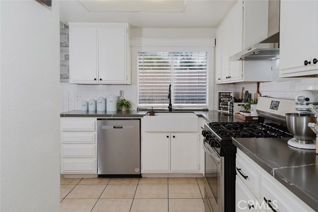 Detail Gallery Image 10 of 41 For 1234 E Kettering St, Lancaster,  CA 93535 - 4 Beds | 3 Baths