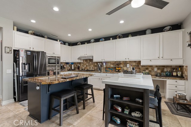 Detail Gallery Image 25 of 75 For 29648 Pebble Beach Dr, Murrieta,  CA 92563 - 5 Beds | 3 Baths