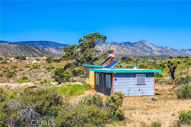 Detail Gallery Image 12 of 30 For 12345 Horseshoe Trl, Pioneertown,  CA 92268 - 0 Beds | 1 Baths