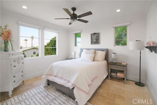 Detail Gallery Image 25 of 42 For 1015 Gardena, Encinitas,  CA 92024 - 4 Beds | 4/1 Baths