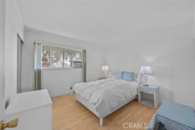 Detail Gallery Image 14 of 43 For 19796 Inverness Lane, Huntington Beach,  CA 92646 - 2 Beds | 2 Baths