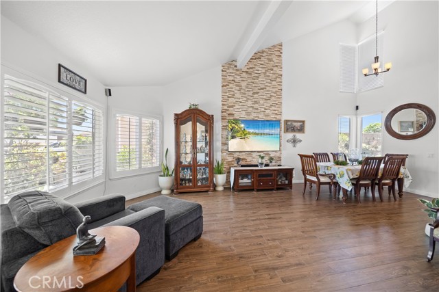 938 Amherst Street, Corona CA: https://media.crmls.org/medias/10ba00fc-caf6-4ec1-b34d-fa58ec45fd2f.jpg