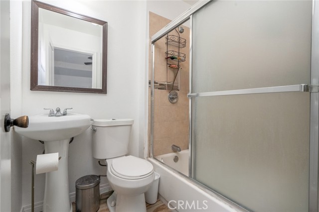 Detail Gallery Image 14 of 23 For 1519 W 59th St, Los Angeles,  CA 90047 - 3 Beds | 2 Baths