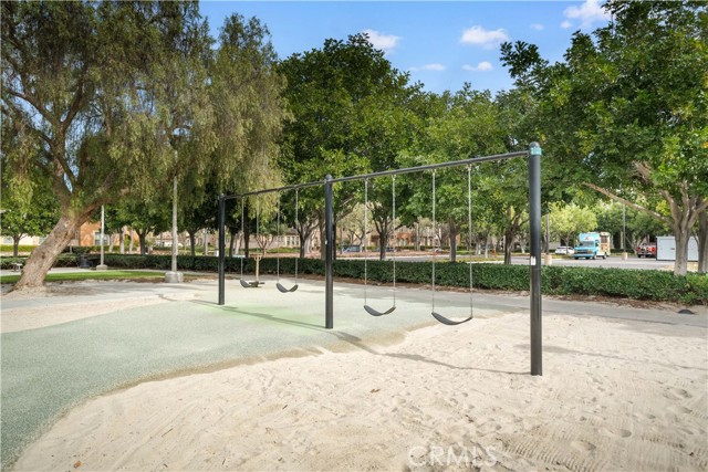 Detail Gallery Image 55 of 70 For 21 Fanpalm, Irvine,  CA 92620 - 4 Beds | 3 Baths