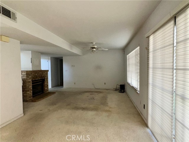 3072 Ironwood, Merced CA: https://media.crmls.org/medias/10bb5181-c6cc-4a07-813c-69bf5263e94f.jpg