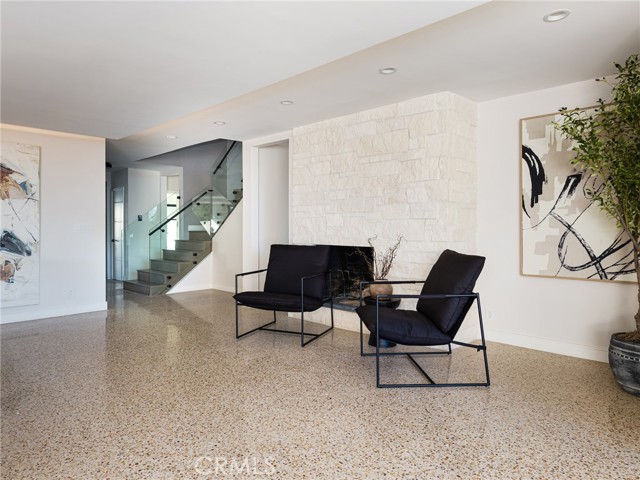 Detail Gallery Image 29 of 62 For 355 Hillcrest St, El Segundo,  CA 90245 - 5 Beds | 3 Baths