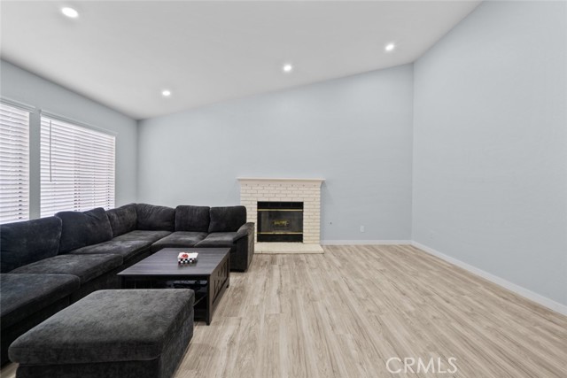 Detail Gallery Image 7 of 32 For 43203 27th St, Lancaster,  CA 93536 - 3 Beds | 2 Baths