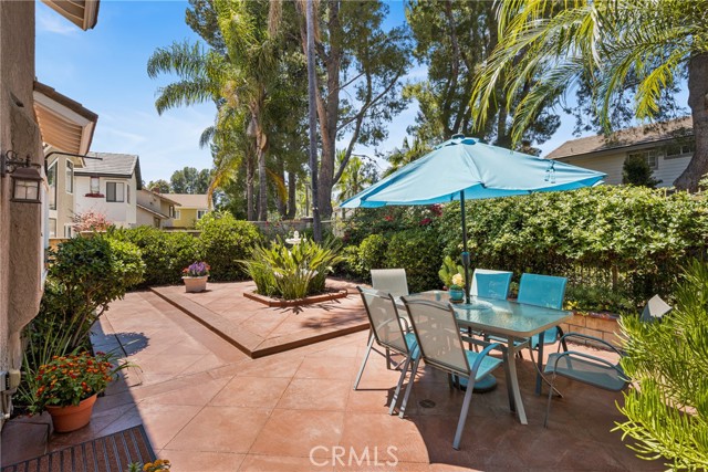 8237 E Flowerwood Avenue, Orange CA: https://media.crmls.org/medias/10bd6651-a56f-4ecb-b44d-2aebdd1e6e78.jpg