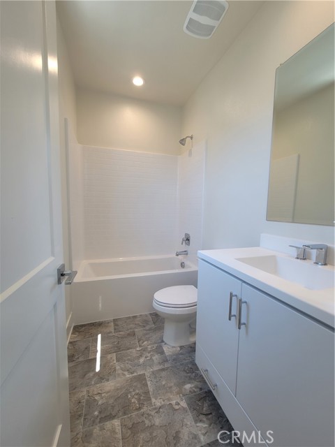 Detail Gallery Image 17 of 28 For 933 Mason #48,  Anaheim,  CA 92805 - 3 Beds | 3/1 Baths