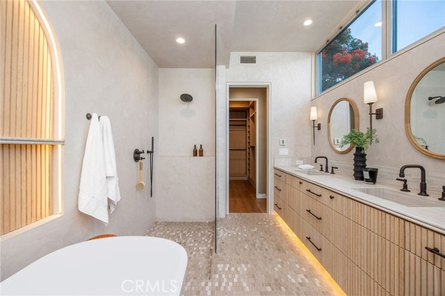 324 17th, Manhattan Beach, California 90266, 4 Bedrooms Bedrooms, 0 ,5 BathroomsBathrooms,Residential,For Sale,17th,0,SB26133569