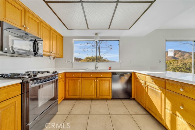 31427 Indian Oak Rd, Acton CA: https://media.crmls.org/medias/10beb35a-71ce-45ae-bfeb-4938fc665c06.jpg