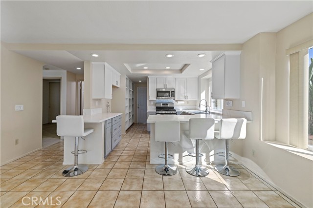 27668 Lonestar Place, Castaic CA: https://media.crmls.org/medias/10beb9ab-44c1-4153-8887-17e5017f7913.jpg