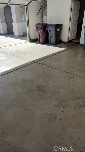 Detail Gallery Image 3 of 30 For 31060 Desert View Ct, Menifee,  CA 92584 - 5 Beds | 3/1 Baths