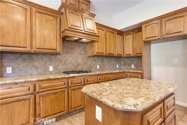 Detail Gallery Image 23 of 47 For 11200 Bardon Hill Dr, Bakersfield,  CA 93312 - 4 Beds | 2/1 Baths