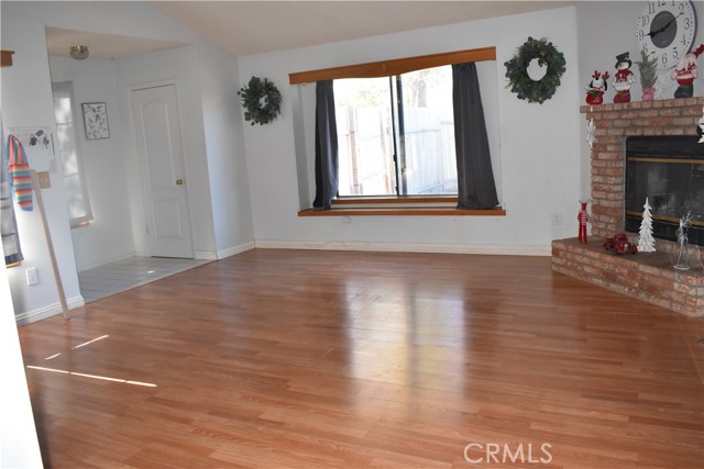 Detail Gallery Image 8 of 25 For 8873 Holly, California City,  CA 93505 - 3 Beds | 2 Baths