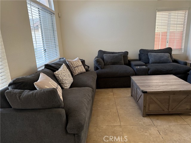 30097 Shoreline Drive, Menifee CA: https://media.crmls.org/medias/10bf94a4-cc80-403a-a218-110309fc2138.jpg
