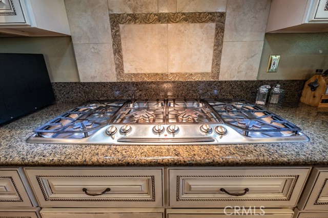 Detail Gallery Image 40 of 75 For 41053 Knoll Dr, Palmdale,  CA 93551 - 4 Beds | 4 Baths