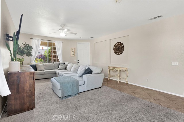 Detail Gallery Image 8 of 43 For 9178 Goldenseal Ct, Hesperia,  CA 92344 - 4 Beds | 2 Baths