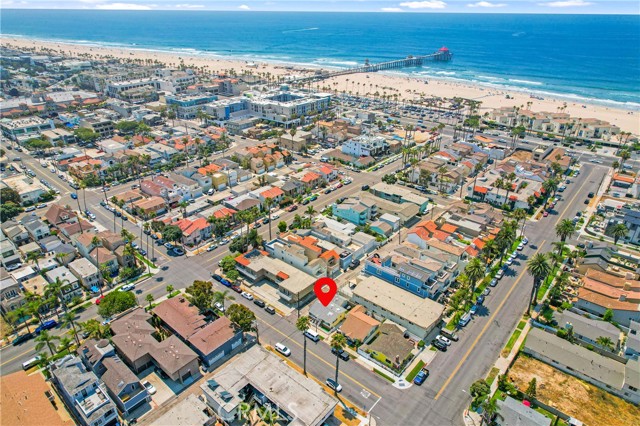 715 Olive Avenue, Huntington Beach CA: https://media.crmls.org/medias/10c26904-fca3-4214-92e5-3a1f6dc6d490.jpg
