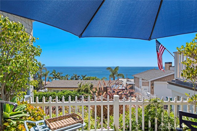 Detail Gallery Image 8 of 30 For 32060 Virginia Way, Laguna Beach,  CA 92651 - 2 Beds | 2 Baths