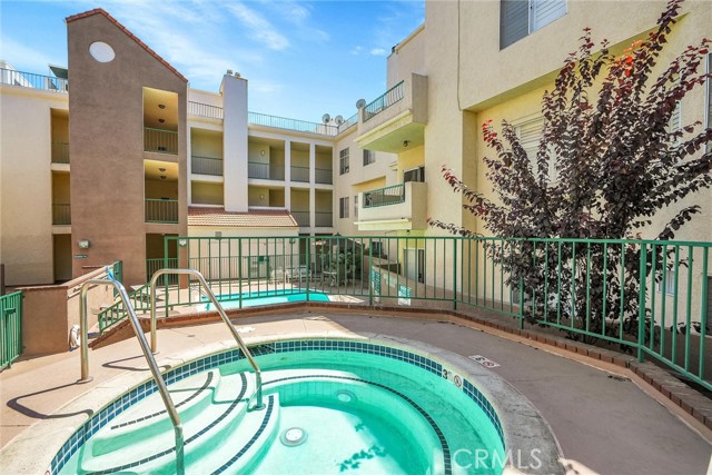 Detail Gallery Image 32 of 37 For 14347 Albers St #103,  Sherman Oaks,  CA 91401 - 2 Beds | 2 Baths